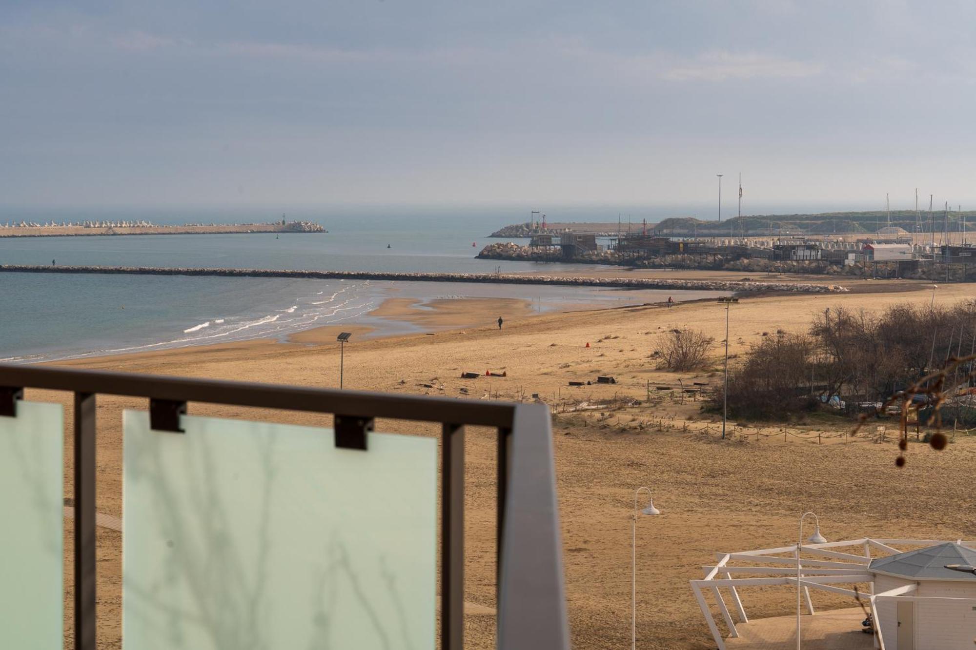 "Casa Incantevole" Fronte Mare Pescara - Appartamento Via Buozzi Exterior foto